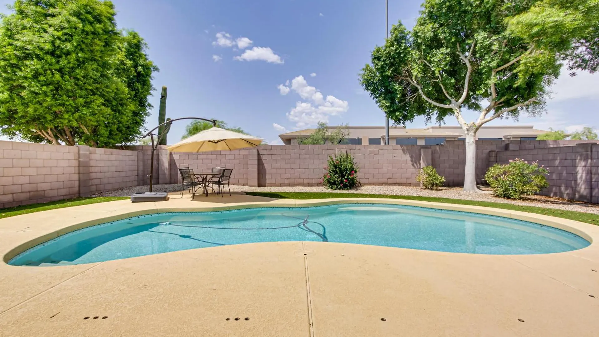 Holiday home Spacious Scottsdale Retreat With Outdoor Oasis!